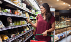 Inflation, les consommateurs changent leurs habitudes alimentaires-iStock-Ridofranz