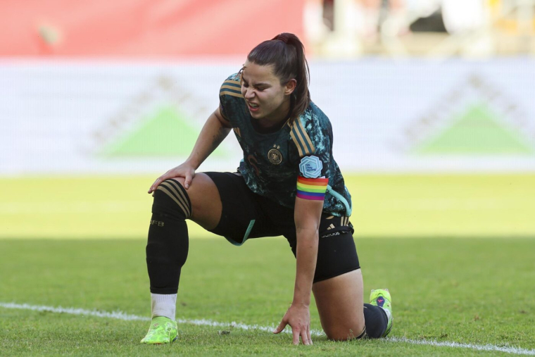 La grande poisse de Lena Oberdorf, joueuse allemande du Bayern Munich