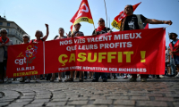 Manifestation pour l'abrogation de la réforme des retraites, à Marseille, le 5 juin 2025 ( AFP / Christophe SIMON )
