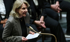 La ministre de la Culture Catherine Pégard à l'Assemblée nationale à Paris le 19 mai 2026 ( AFP / Anne-Christine POUJOULAT )