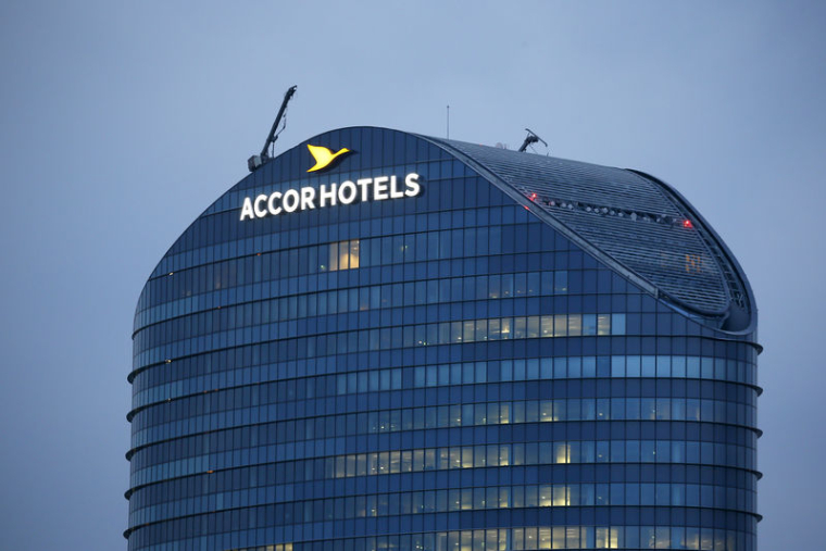 ACCOR: LA CROISSANCE DU REVENU PAR CHAMBRE RALENTIE PAR L'ASIE