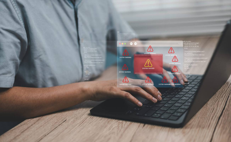 Tabnabbing : quand un onglet inactif devient un danger pour vos comptes / iStock.com - Kanokwan Plandee