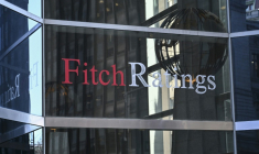 La note souveraine de la France menacée de passer en catégorie inférieure par Fitch qui ouvre le bal des revues d'automne des agences de notation ( AFP / ANGELA WEISS )