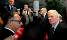 Edouard Philippe et Michel Barnier, le 11 septembre 2024, à Reims ( AFP / FRANCOIS NASCIMBENI )
