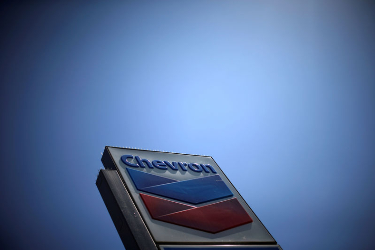 CHEVRON NE VA PAS SURENCHÉRIR SUR ANADARKO, VOIE LIBRE POUR OCCIDENTAL