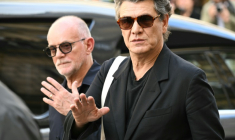 Marc Lavoine lors des obsèques de Thierry Ardisson en l'église Saint-Roch à Paris le 17 juillet 2025 ( AFP / Bertrand GUAY )