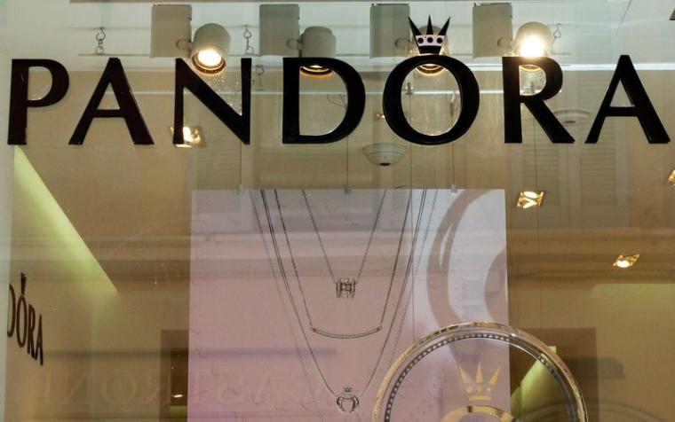 Une bijouterie Pandora, à Rome