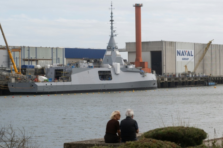 Une frégate en cours de consruction sur le site du Naval Group à Lorient, dans l'ouest de la France, le 30 septembre 2026 ( AFP / Sebastien Salom-Gomis )