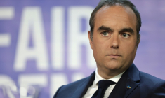 Le Premier ministre Sébastien Lecornu à Sens dans l'Yonne le 29 août 2026 ( AFP / ROMEO BOETZLE )