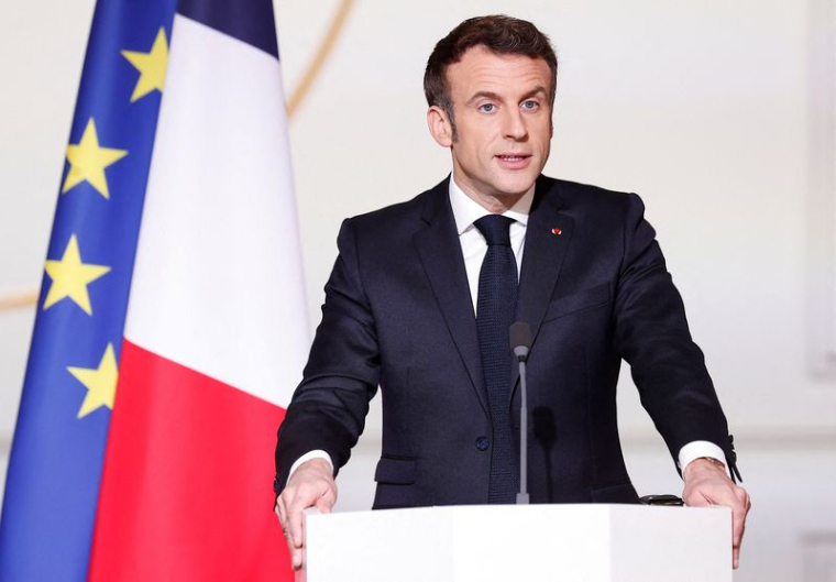 MACRON S'EXPRIMERA SUR L'UKRAINE À 20H00, ANNONCE L'ÉLYSÉE