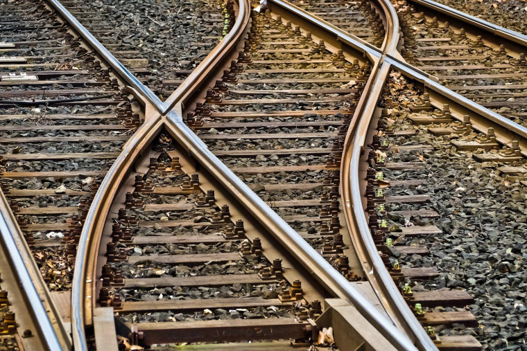 Les voyageurs peuvent désormais réserver un billet de TGV Ouigo en même temps que leur vol. (illustration) (ID 652234 / Pixabay)