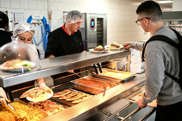 Le restaurant universitaire de Talence, en Gironde, le 24 avril 2026. ( AFP / Christophe ARCHAMBAULT )