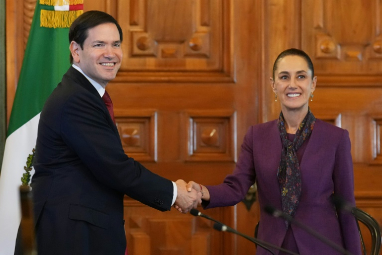 Le chef de la diplomatie américaine Marco Rubio et la présidente du Mexique, Claudia Sheinbaum, le 3 septembre 2025, à Mexico, au Mexique ( POOL / Jacquelyn Martin )