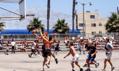 On peut désormais jouer au ballon dans les rues de Los Angeles