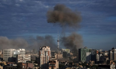 UKRAINE: LES SIRÈNES D'ALERTE RETENTISSENT À KYIV