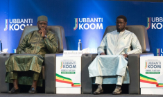 Le Premier ministre sénégalais Ousmane Sonko (g) et le président Bassirou Diomaye Faye à Dakar, le 1er août 2025 ( AFP / SEYLLOU )