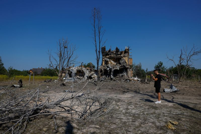 Conséquences d'une attaque de missiles russes dans la région de Kiev