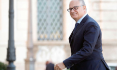 LE PROJET FIAT-PSA RÉPOND À UNE "LOGIQUE DE MARCHÉ" MAIS ROME SERA "VIGILANT", DIT GUALTIERI