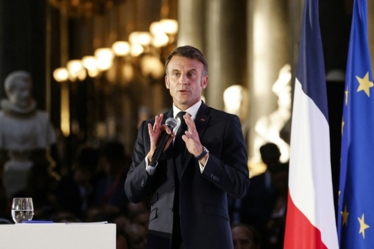 Emmanuel Macron au sommet Choose France au château de Versailles, le 13 mai 2024 ( POOL / LUDOVIC MARIN )
