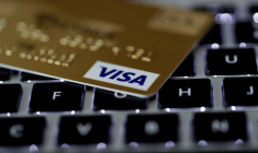 BRUXELLES ACCEPTE LES ENGAGEMENTS DE MASTERCARD ET VISA