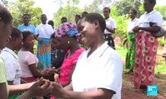 Au Malawi, la violente "initiation sexuelle" des jeunes filles par les "hyènes"