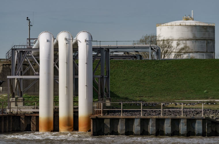 ( AFP / AXEL HEIMKEN )