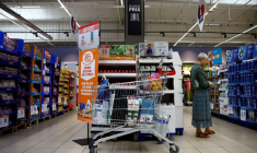 Photo d'archives: Un supermarché près de Paris