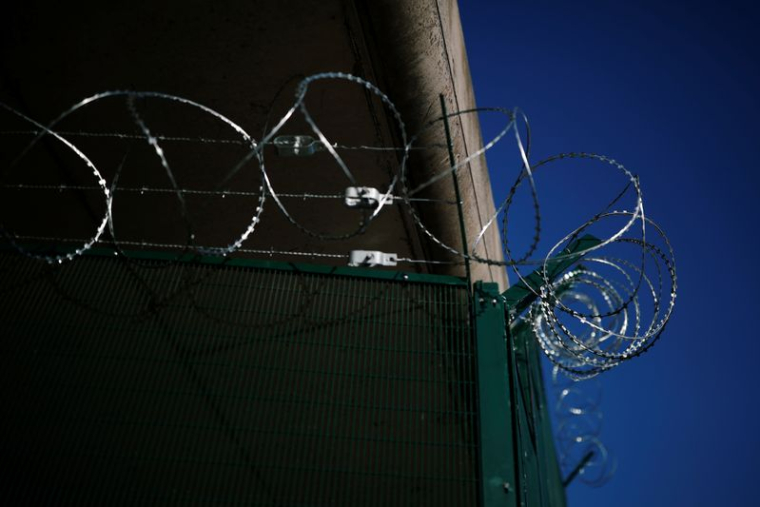 NOUVELLES MESURES DE PARIS ET LONDRES DANS LA LUTTE CONTRE L'IMMIGRATION CLANDESTINE