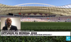Coupe du Monde au Qatar : "il doit y avoir une prise de conscience"