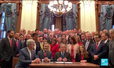 Droit à l'avortement aux États-Unis : le Texas durcit sa législation