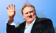 UKRAINE: LE KREMLIN SE DIT PRÊT À RÉPONDRE AUX CRITIQUES DE GÉRARD DEPARDIEU