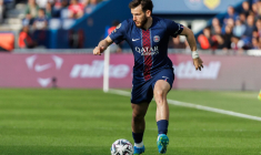 Le père de Kvaratskhelia exclut un départ du PSG de son fils