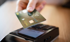 Carte bancaire : cette évolution pourrait bientôt changer vos paiements / iStock.com - Ridofranz