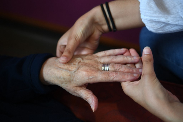 ( AFP / FRED TANNEAU )