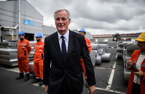 Michel Barnier à Issoire, le 4 octobre 2024. ( POOL / JEFF PACHOUD )
