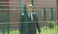 Macron et Darmanin arrivent à la prison de haute sécurité de Vendin-le-Vieil