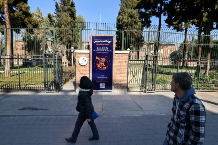 L'ancienne ambassade américaine à Téhéran, communément appelé le "nid d'espions", le 1er février 2026 ( AFP / ATTA KENARE )