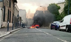 Mouvement des lycéens : feu dans une rue de Pantin, près de Paris
