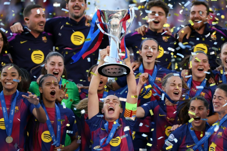 Les Barcelonaises sacrées championnes d'Europe après leur succès contre l'OL Lyonnes en finale, le 23 mai 2026 à Oslo ( AFP / Odd ANDERSEN )