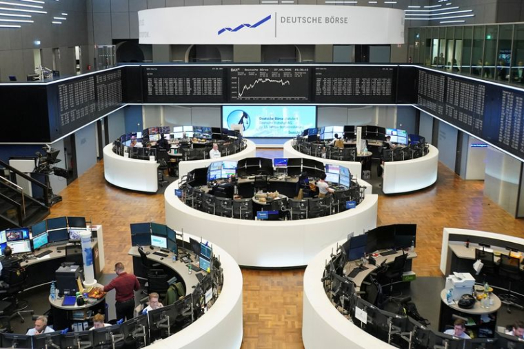 Le graphique de l'indice allemand des prix des actions DAX à la bourse de Francfort