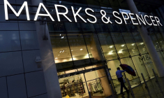 M&S VEUT ACCÉLÉRER SA RESTRUCTURATION APRÈS UNE CHUTE DE SON BÉNÉFICE