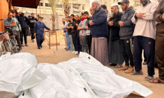 Les habitants de Gaza pleurent leurs proches tués dans les frappes israéliennes