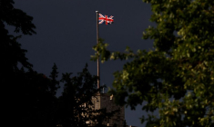 Un drapeau Union Jack flotte au château de Windsor