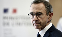 Le ministre français de l'Intérieur Bruno Retailleau lors d'une conférence de presse au commissariat du 20e arrondissement de Paris, le 24 juillet 2025 ( AFP / Thibaud MORITZ )