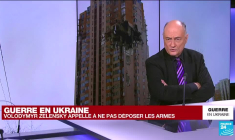 Ukraine : pour Sarkozy, "la seule voie possible est la diplomatie"