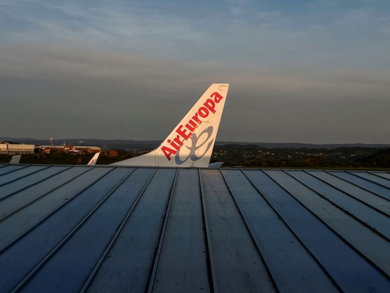 Un avion d'Air Europa à l'aéroport de La Corogne