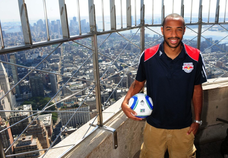 Une rue nommée d’après Thierry Henry à New York ? Attention polémique en vue !