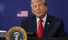 Le président américain Donald Trump prend la parole lors du Sommet sur la défense et l'innovation de Pennsylvanie, organisé à l'US Army War College le 15 juillet 2026 à Carlisle, aux Etats-Unis ( GETTY IMAGES NORTH AMERICA / ALEX WONG )