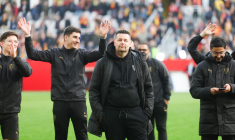 Pierre Sage ne pense pas au titre