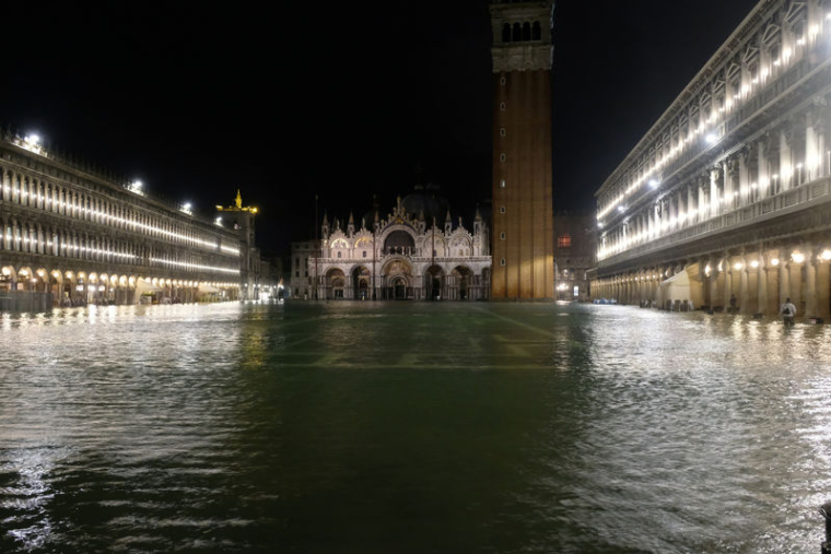 FORTES PLUIES EN ITALIE, VENISE SOUS LES EAUX